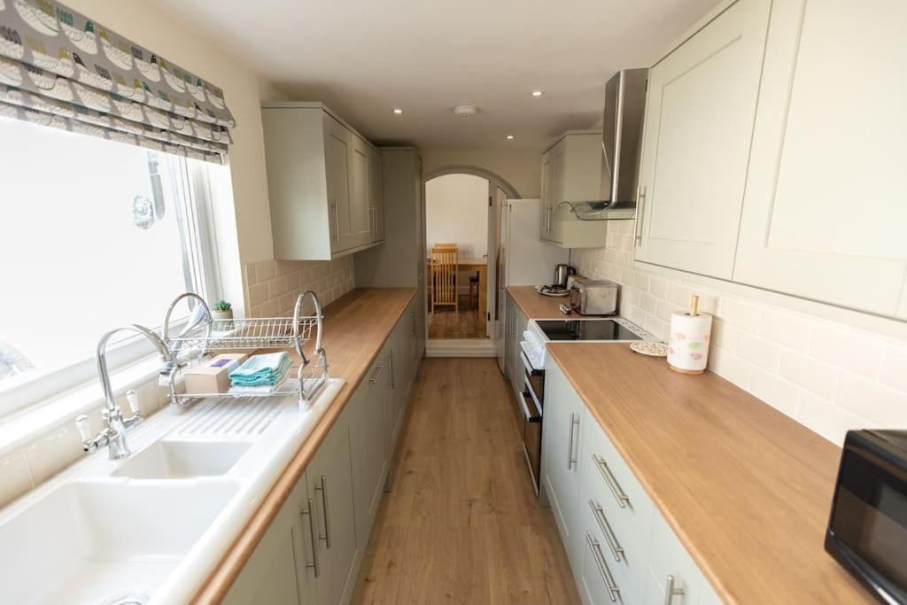 Stunning Holiday Home - Puddleduck - Centre Of Coniston Buitenkant foto
